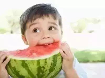 朱容君吃瓜,揭秘娱乐圈幕后故事