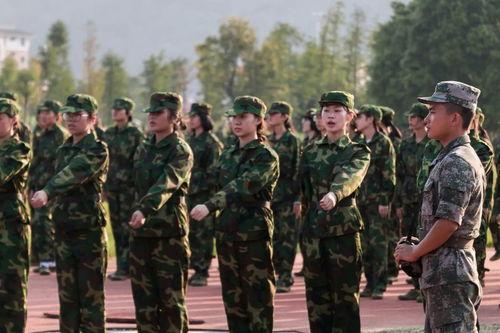 军训跳舞吃瓜爆料