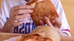 吃瓜上牙膛疼,揭秘口腔健康与饮食习惯的微妙关系