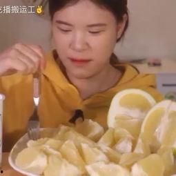 柚子吃瓜的视频,趣味横生，带你领略美食与娱乐的完美融合
