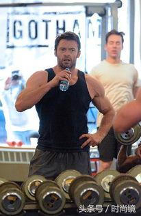 吃瓜肌肉男,揭秘他们的休闲时光  第1张