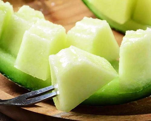 海南机场吃瓜,吃瓜群众的味蕾之旅  第2张